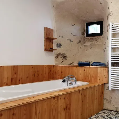 Holiday home Maison De Renovee, Entre Nature Et Ville, Proche Du Puy-en-velay - Fr-1-582-321 *
