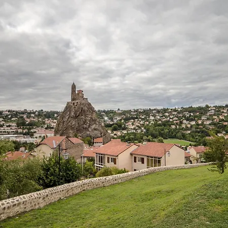 Holiday home Maison De Renovee, Entre Nature Et Ville, Proche Du Puy-en-velay - Fr-1-582-321
