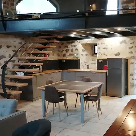 Maison De Renovee, Entre Nature Et Ville, Proche Du Puy-en-velay - Fr-1-582-321 * Arsac-en-Velay